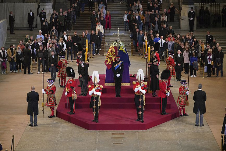 Βασίλισσα Ελισάβετ: Υψηλοί προσκεκλημένοι στο Λονδίνο για την κηδεία της &#8211; Δρακόντεια τα μέτρα ασφαλείας