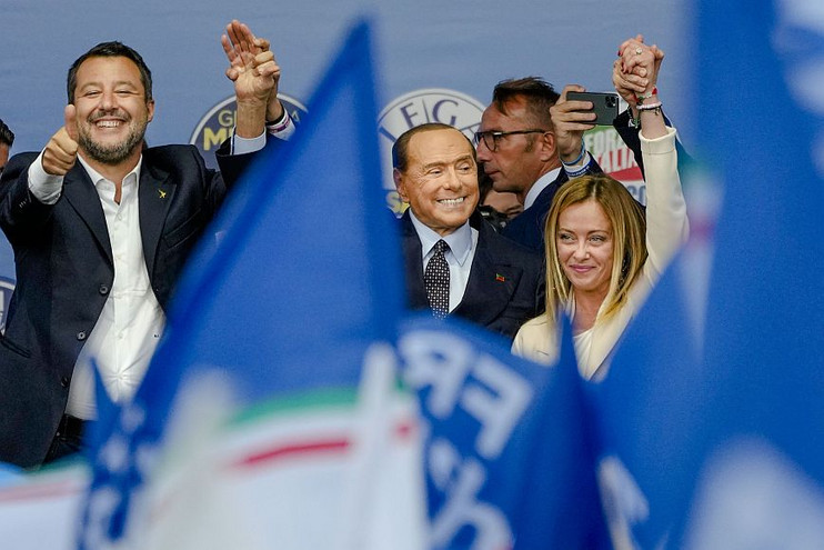 Εκλογές στην Ιταλία: Με το 11% των ψήφων καταγεγραμμένων η συντηρητική συμμαχία παίρνει ποσοστό 43,3%
