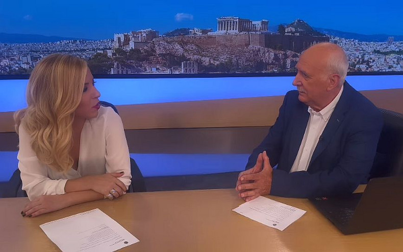 Η Μαρία Αναστασοπούλου πειράζει τον Γιώργο Παπαδάκη με το ξυπνητήρι της