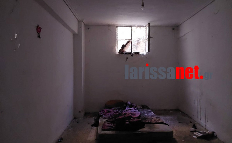 Γυναικοκτονία στη Λάρισα: «Η 35χρονη ήταν μία εβδομάδα νεκρή» &#8211; Δείτε το δωμάτιο όπου βρέθηκε η σορός της