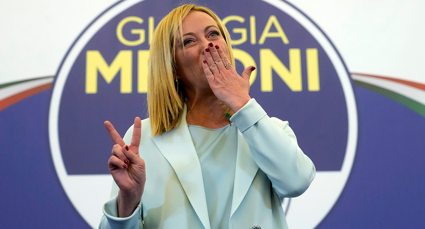 Πολιτικός σεισμός στην Ιταλία: Η Τζόρτζια Μελόνι της άκρας δεξιάς κέρδισε τις εκλογές και πάει για πρωθυπουργός
