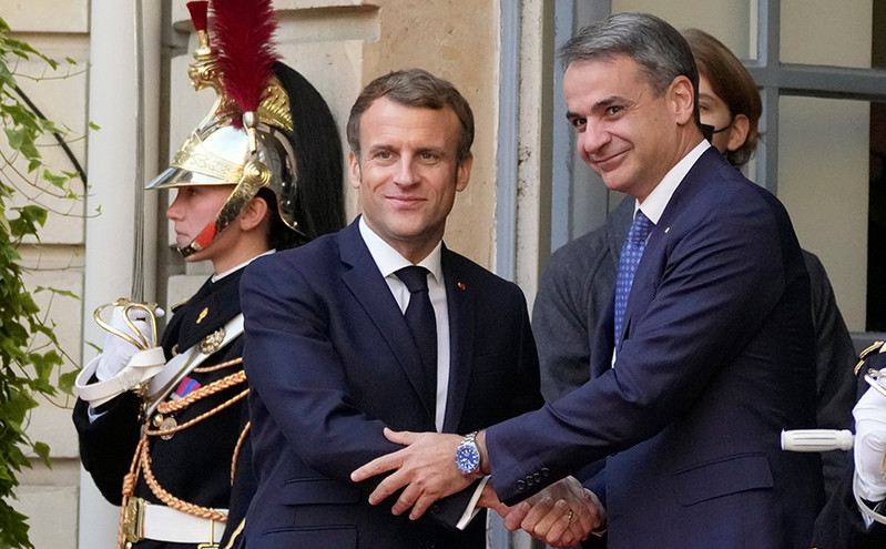 Τετ α τετ Μητσοτάκη – Μακρόν αύριο Παρασκευή στη Μάλτα