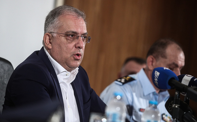 Έρευνα για ενέργειες αστυνομικών στη συγκέντρωση για τα Τέμπη με εντολή Θεοδωρικάκου