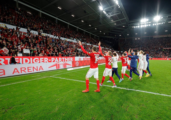 Bundesliga: Η Μάιντς διέλυσε την Κολωνία με 5-0 και ανέβηκε στην 3η θέση