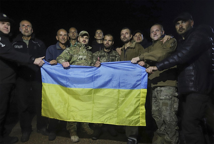 Πόλεμος στην Ουκρανία: Το Κίεβο καταγγέλλει την «αδράνεια» του Ερυθρού Σταυρού για τους αιχμαλώτους των Ρώσων