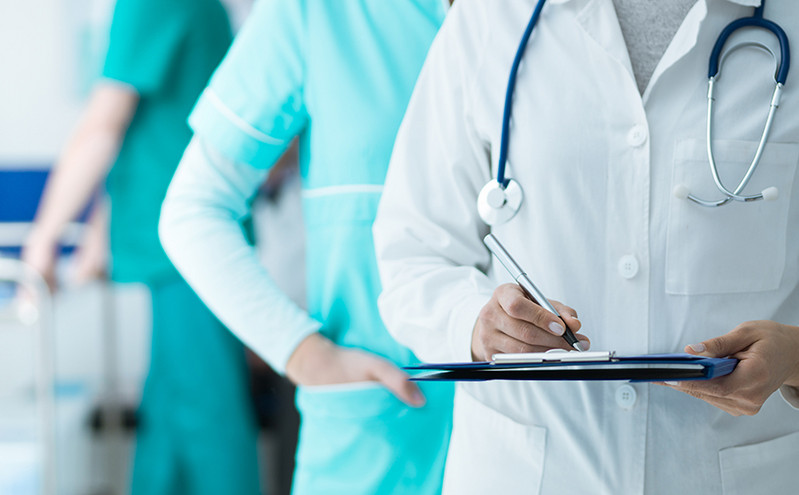 Θα προκηρυχθούν νέες μόνιμες θέσεις γιατρών στο ΕΣΥ &#8211; Έρχονται και προσλήψεις νοσηλευτών
