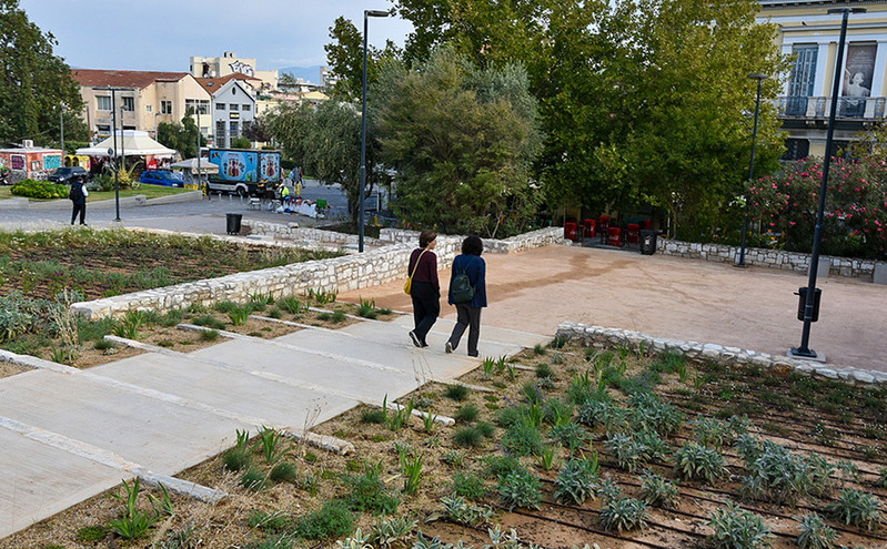 Ανακατασκευάστηκε η πλατεία Θησείου στην αρχαιολογική «καρδιά» της Αθήνας