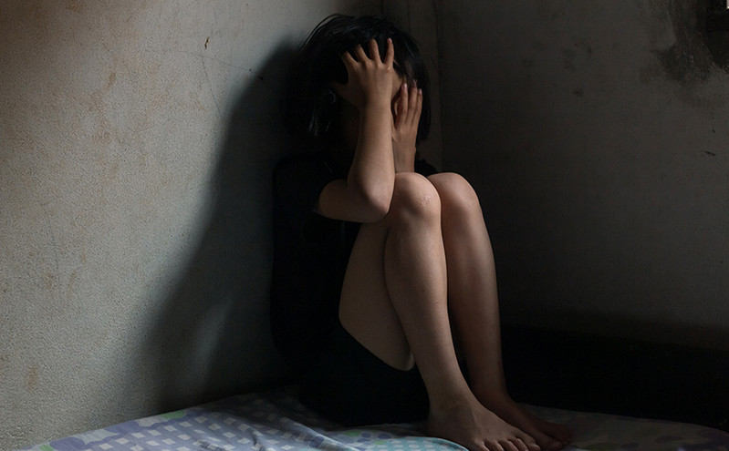 Ρέθυμνο: Ανήλικη κατήγγειλε τον βιασμό της από τον πατέρα φίλου της