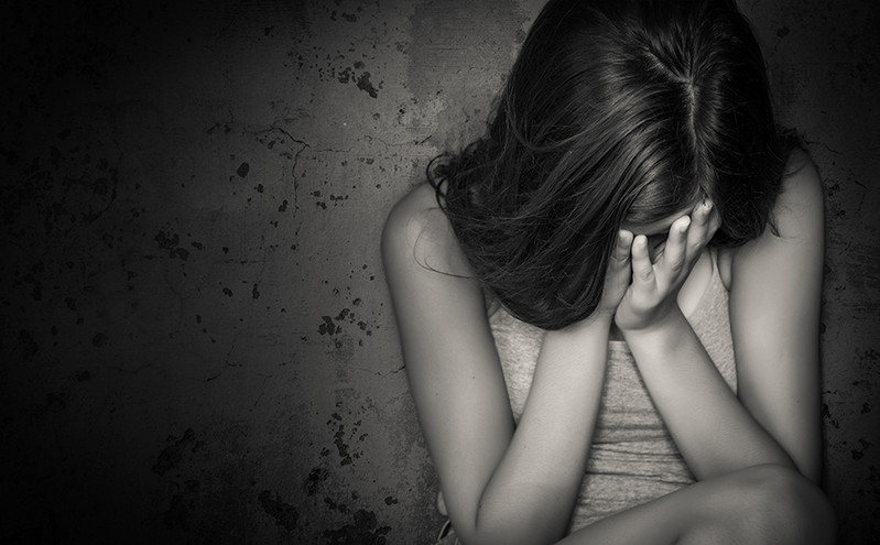 Λακωνία: Ο συγγενής που βίασε τη 13χρονη φέρεται να είναι ο πατέρας του παιδιού της