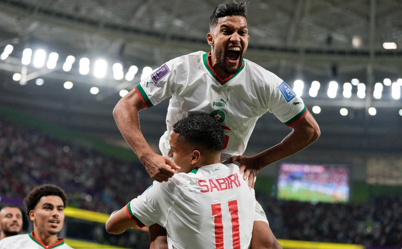 Βέλγιο &#8211; Μαρόκο 0-2: Έκπληξη με γκάφα Κουρτουά και πανικός στον όμιλο &#8211; Δείτε highlights