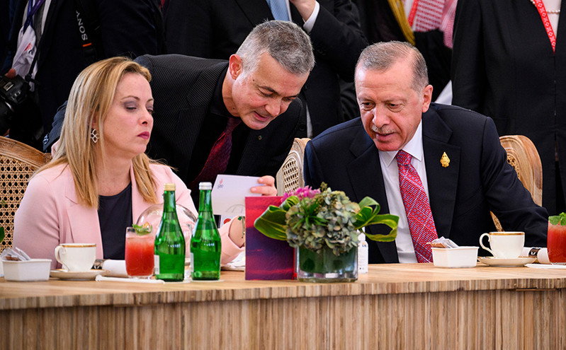 Τι συζήτησε η Μελόνι με Μπάιντεν και Ερντογάν στην G20