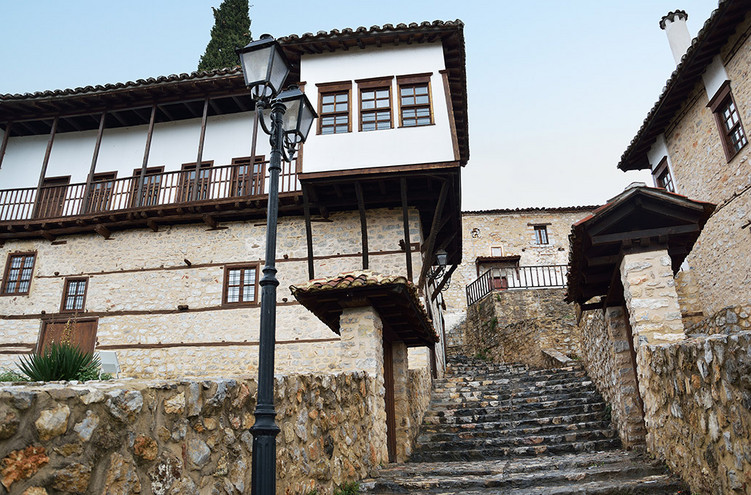 Ντολτσό: Η γραφική παλιά πόλη στην Καστοριά-«κόσμημα» για τη Μακεδονία