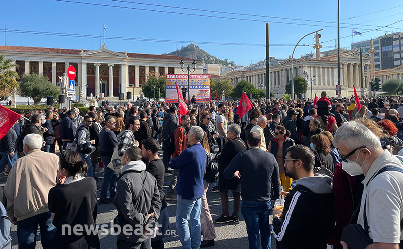 Γενική απεργία: Συγκεντρώσεις στο κέντρο της Αθήνας – Ποια μέσα μεταφοράς δεν κυκλοφορούν &#8211; Δείτε φωτογραφίες