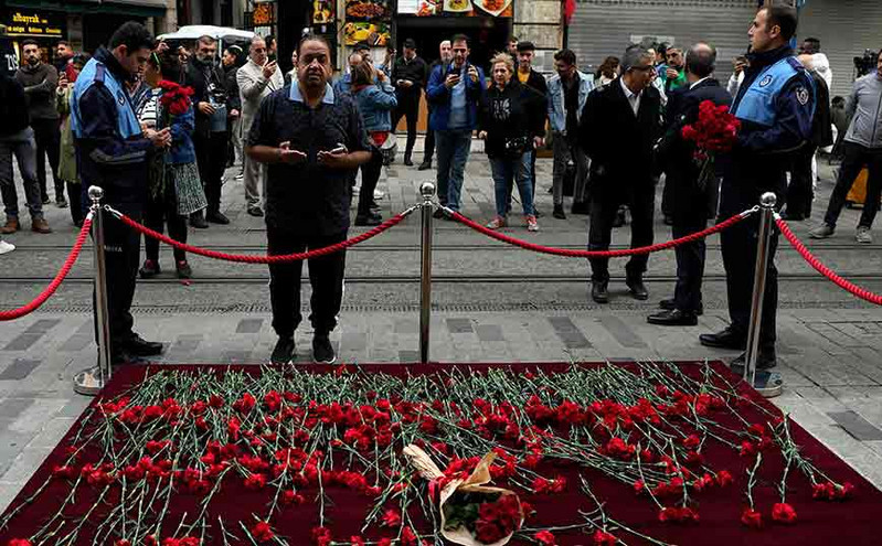 Κωνσταντινούπολη: Ο Οικουμενικός Πατριάρχης Βαρθολομαίος άφησε λουλούδια στο σημείο της έκρηξης
