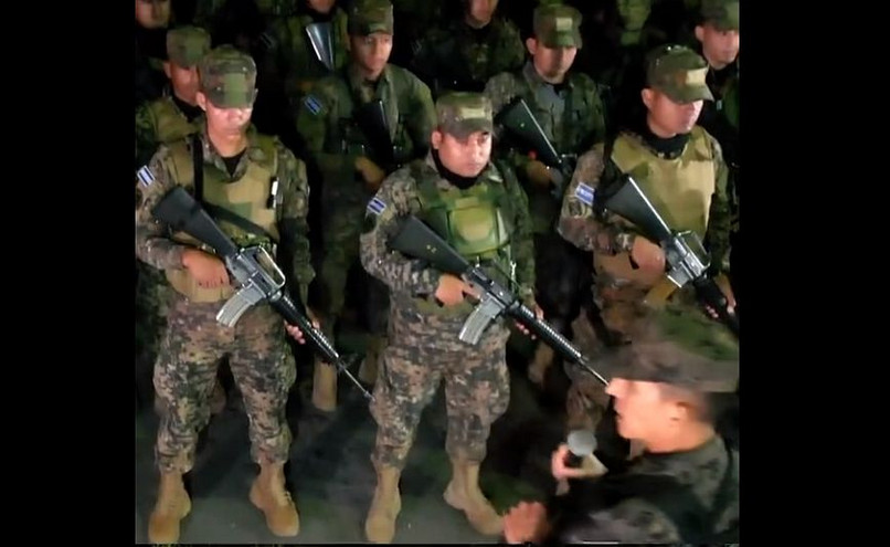 Eλ Σαλβαδόρ: Μεγάλη στρατιωτική επιχείρηση εναντίον εμπόρων ναρκωτικών &#8211; Δείτε βίντεο