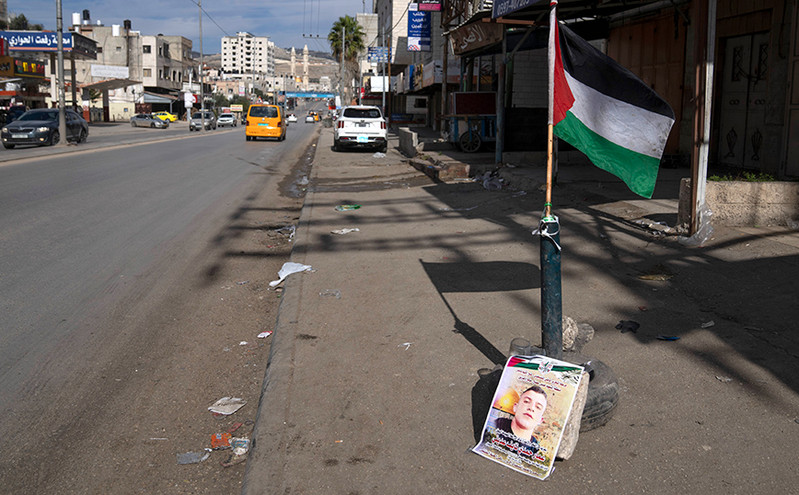 Μεσανατολικό: Αντιπαράθεση Παλαιστινίων και Ισραήλ για τις συνθήκες θανάτου ενός Παλαιστινίου &#8211; Τροχαίο ή επίθεση;