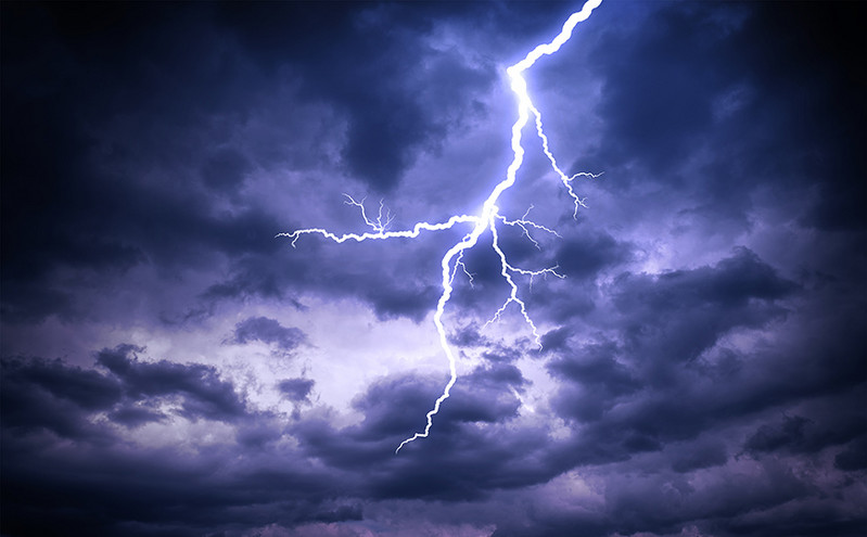 Ο καιρός του Σαββατοκύριακου &#8211; Προειδοποίηση της ΕΜΥ για ισχυρές καταιγίδες σε δύο περιοχές