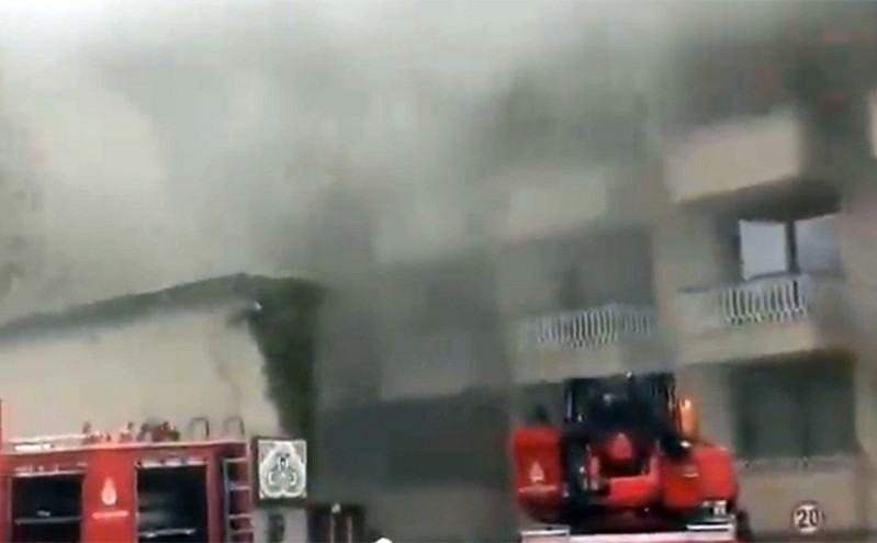 Τουρκία: Φωτιά σε πολυτελές ξενοδοχείο στο Βόσπορο – Δείτε βίντεο