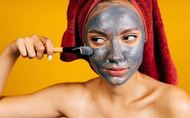 Μάσκες μαγνήτη: Πόσο ασφαλείς είναι για το δέρμα σας