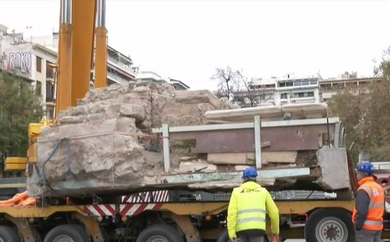 Θεσσαλονίκη: Επανατοποθετήθηκε μέρος του κρηναίου στο σταθμό Μετρό Αγίας Σοφίας