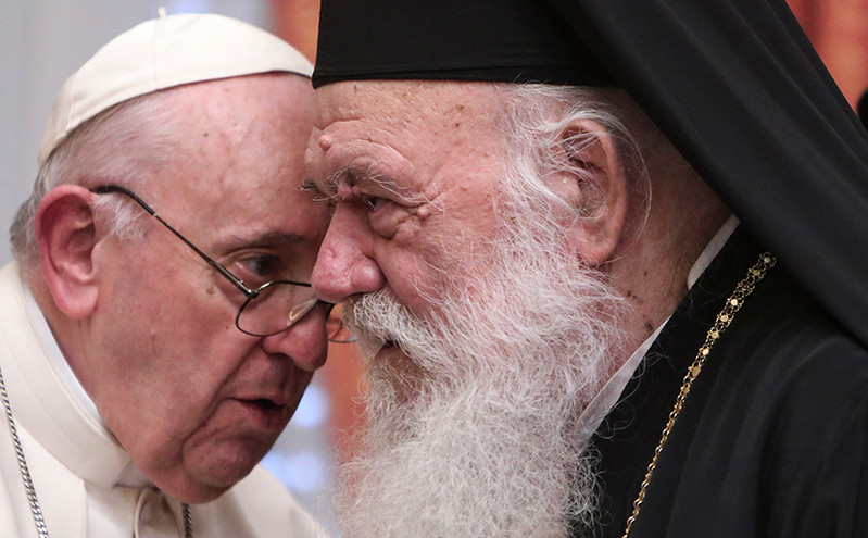 Ιερώνυμος για την προσφορά τριών θραυσμάτων του Παρθενώνα από τον Πάπα Φραγκίσκο: Ευγνωμοσύνη και συγκίνηση