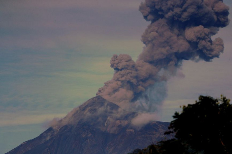Γουατεμάλα: Σε νέα φάση έκρηξης το ηφαίστειο Φουέγο – Σε επιφυλακή οι αρχές