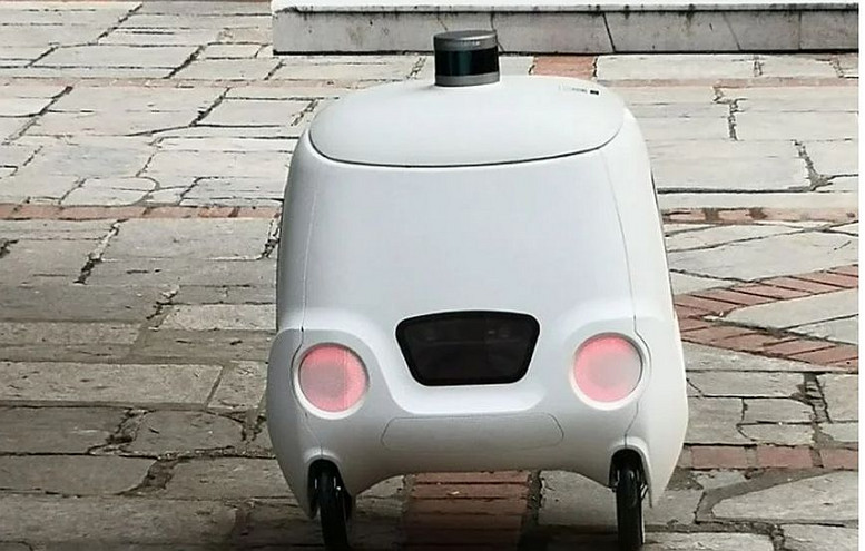 Αυτόνομα ρομπότ μεταφορών στους δρόμους των Τρικάλων
