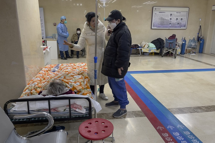 Αύξηση 70% στις εισαγωγές ασθενών με κορονοϊό στα νοσοκομεία της Κίνας την τελευταία εβδομάδα