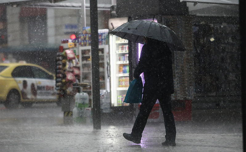 Δευτέρα του Πάσχα: Βαρομετρικό χαμηλό φέρνει βροχές και καταιγίδες &#8211; Με τι καιρό θα επιστρέψουν οι εκδρομείς