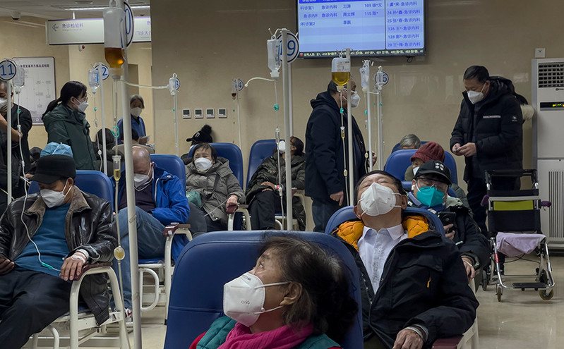 ΠΟΥ: Ελλιπή τα δεδομένα της Κίνας για τον κορονοϊό &#8211; 218.000 νέα κρούσματα και 648 θάνατοι σε 4 μέρες