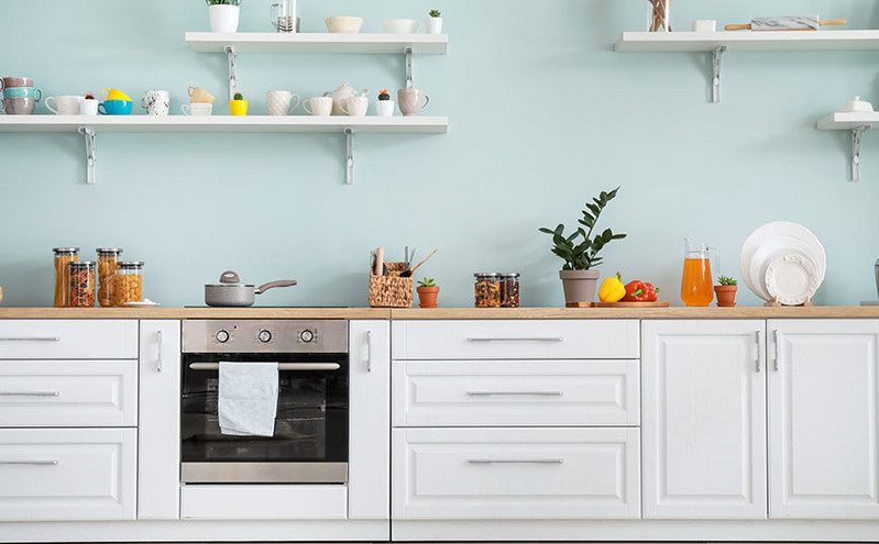 Το χρώμα που θα μετατρέψει την κουζίνα σας σε έναν χαλαρωτικό χώρο