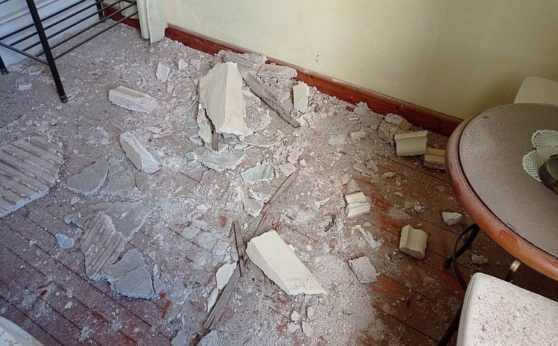 Εννιά σπίτια στη Λέσβο χρειάζονται επισκευή μετά τα 4,9 Ρίχτερ