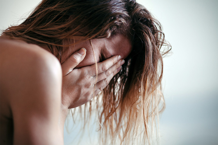 Τουρίστρια από την Ιρλανδία κατήγγειλε πως τη βίασαν στη Ρόδο &#8211; Ξύπνησε σε παραλία χωρίς το εσώρουχό της