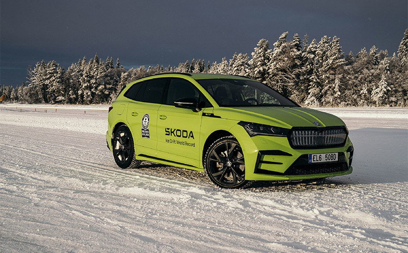 Δύο Ρεκόρ Guiness για τη Škoda με το Enyaq RS iV SUV στον πάγο