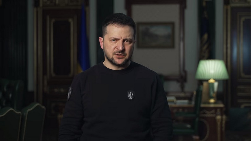 Βολοντίμιρ Ζελένσκι: Ο ουκρανικός στρατός είναι νούμερο ένα, μας κρατά ζωντανούς