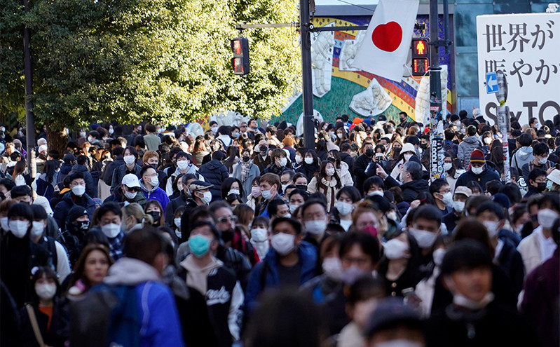 Ο καθηγητής του Γέιλ που πρότεινε μαζική αυτοκτονία για τους ηλικιωμένους στην Ιαπωνία – Τι απαντά μετά τον σάλο