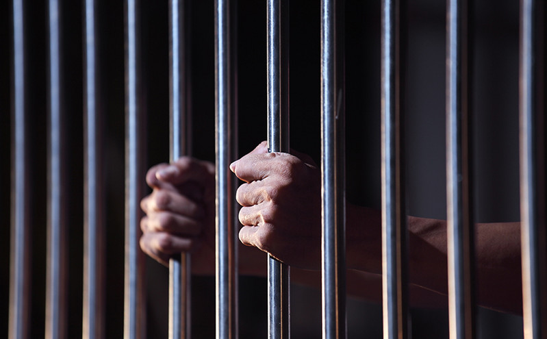 14 δεσμοφύλακες στην Ιταλία κατηγορούνται ότι βασάνισαν και ξυλοκόπησαν κρατούμενο