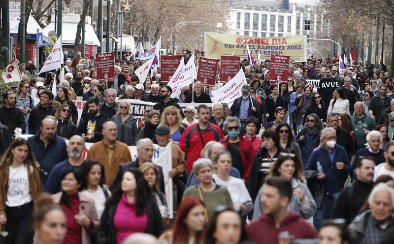 Πανελλαδική απεργία την Πέμπτη 16 Μαρτίου &#8211; Ποιοι συμμετέχουν στις κινητοποιήσεις ΓΣΕΕ και ΑΔΕΔΥ
