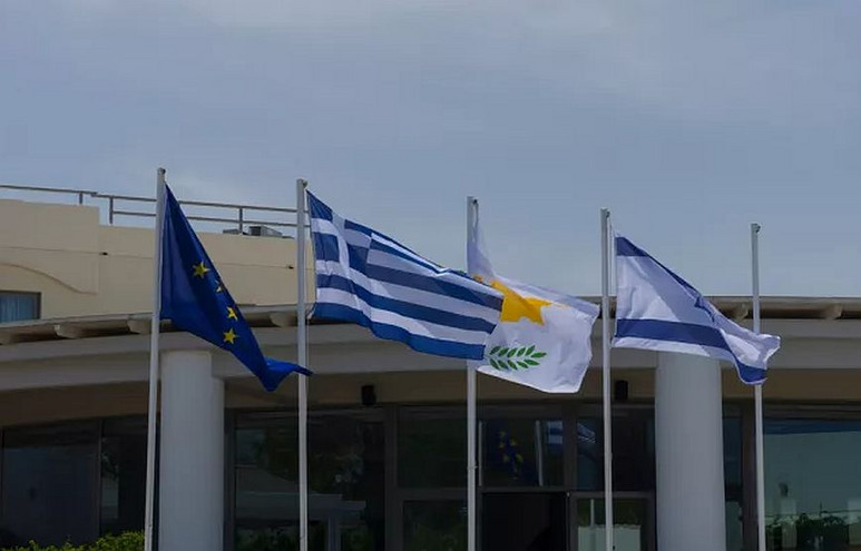 Υπεγράφη η τριμερής Αμυντική Συνεργασία Κύπρου &#8211; Ελλάδας &#8211; Ισραήλ