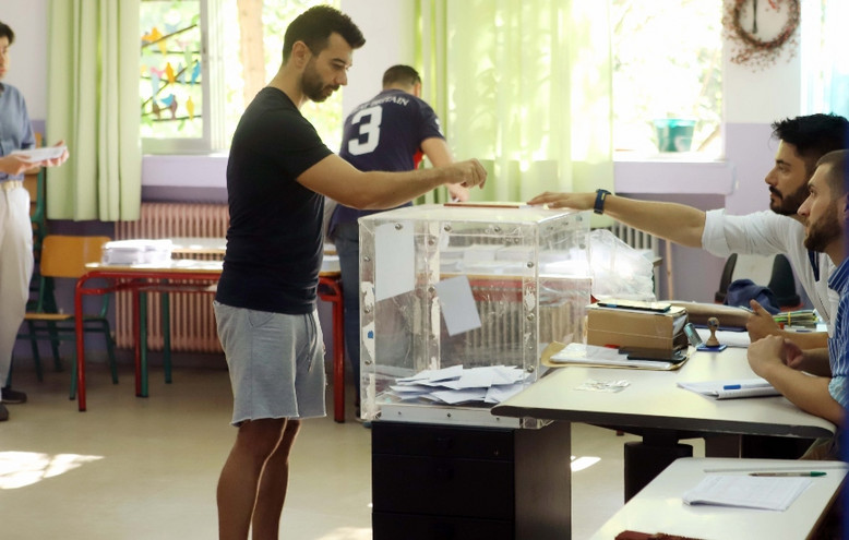 Εκλογές: Πάνω από 450.000 νέοι ψηφοφόροι θα έχουν δικαίωμα άσκησης του εκλογικού δικαιώματος στις 21 Μαΐου
