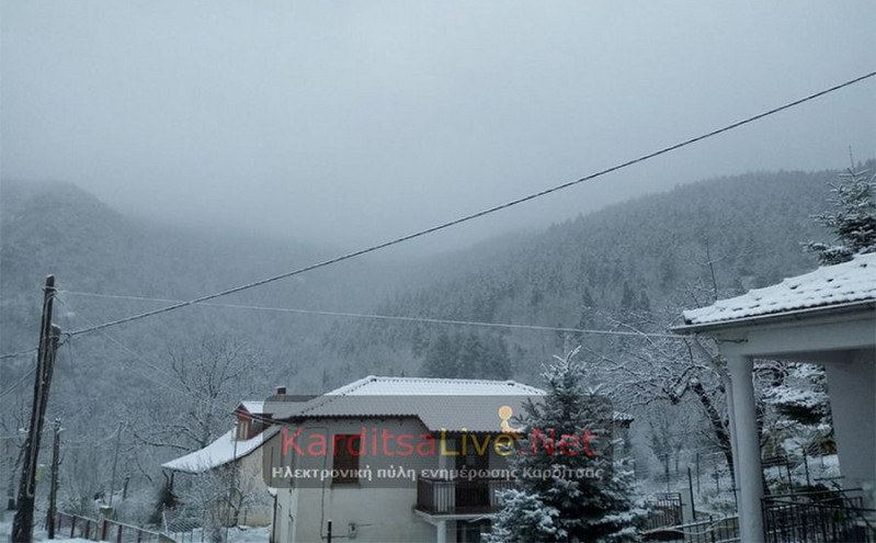 Δεκαπέντα εκατοστά χιόνι στην Καρδίτσα
