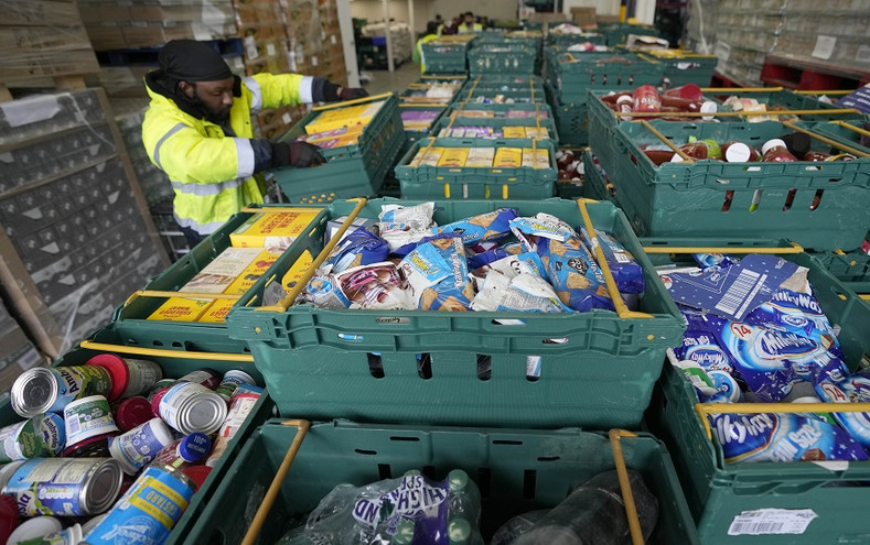 Βρετανία: Αριθμό-ρεκόρ πακέτων τροφίμων μοίρασαν οι τράπεζες φαγητού τους τελευταίους 12 μήνες
