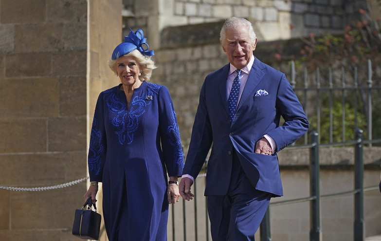 Βασιλιάς Κάρολος: Θα φορέσει στέμμα 2,5 κιλών, ενώ θα κινηθεί σε χρυσή άμαξα με κλιματισμό