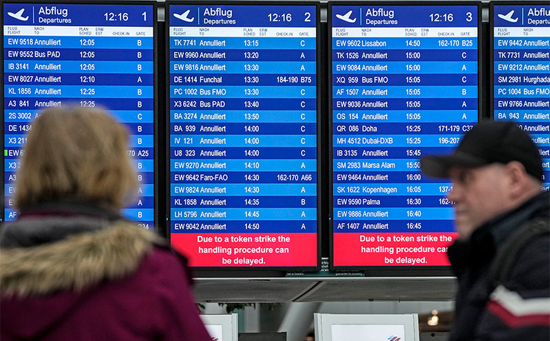 Απεργία σε τρία αεροδρόμια της Γερμανίας: Ταλαιπωρία για 100.000 επιβάτες, ματαιώνονται 700 πτήσεις