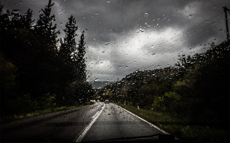 Καιρός: Βροχές και καταιγίδες το μεσημέρι στην Αττική