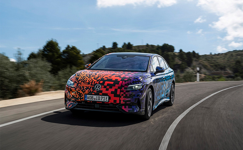 Volkswagen ID.7: Αναμένεται στο τέλος της χρονιάς με αυτονομία 700 χιλιομέτρων