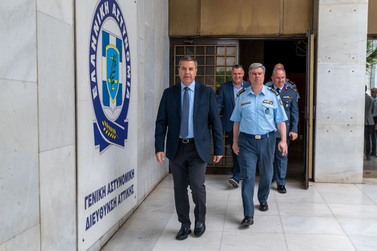 Στη ΓΑΔΑ ο νέος υπουργός Προστασίας του Πολίτη, Χαράλαμπος Λαλούσης &#8211; «Το κράτος έχει συνέχεια»
