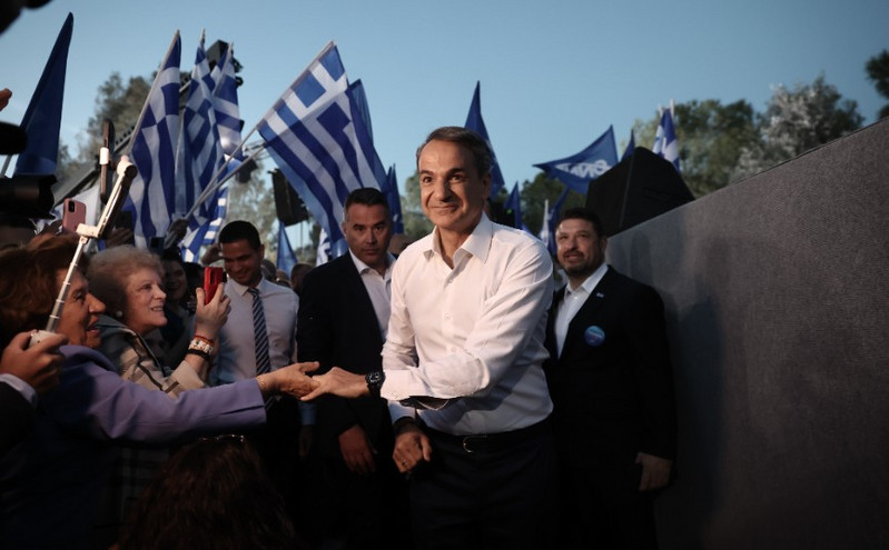 Μητσοτάκης: Εμείς οι Ολυμπιακοί να πούμε συγχαρητήρια και μπράβο για την πρόκριση στον τελικό του Final 4