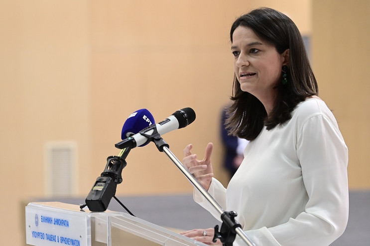 Κεραμέως: Προσλήψεις στο Δημόσιο με τη συνδρομή της τεχνητής νοημοσύνης