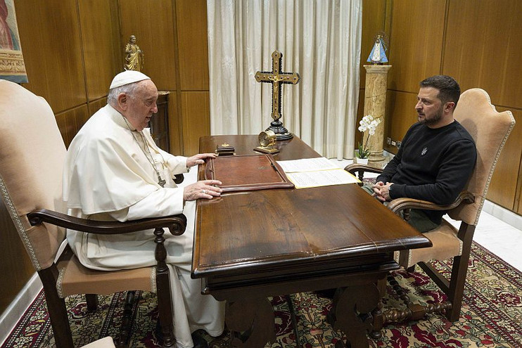 Πάπας Φραγκίσκος: Η συνάντησή του με τον Βολοντιμίρ Ζελένσκι διήρκεσε σαράντα λεπτά